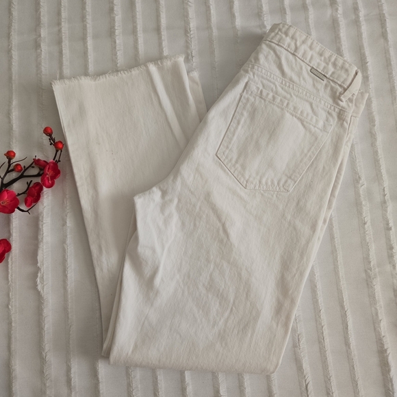 Tractr White Jeans - Picture 4 of 9